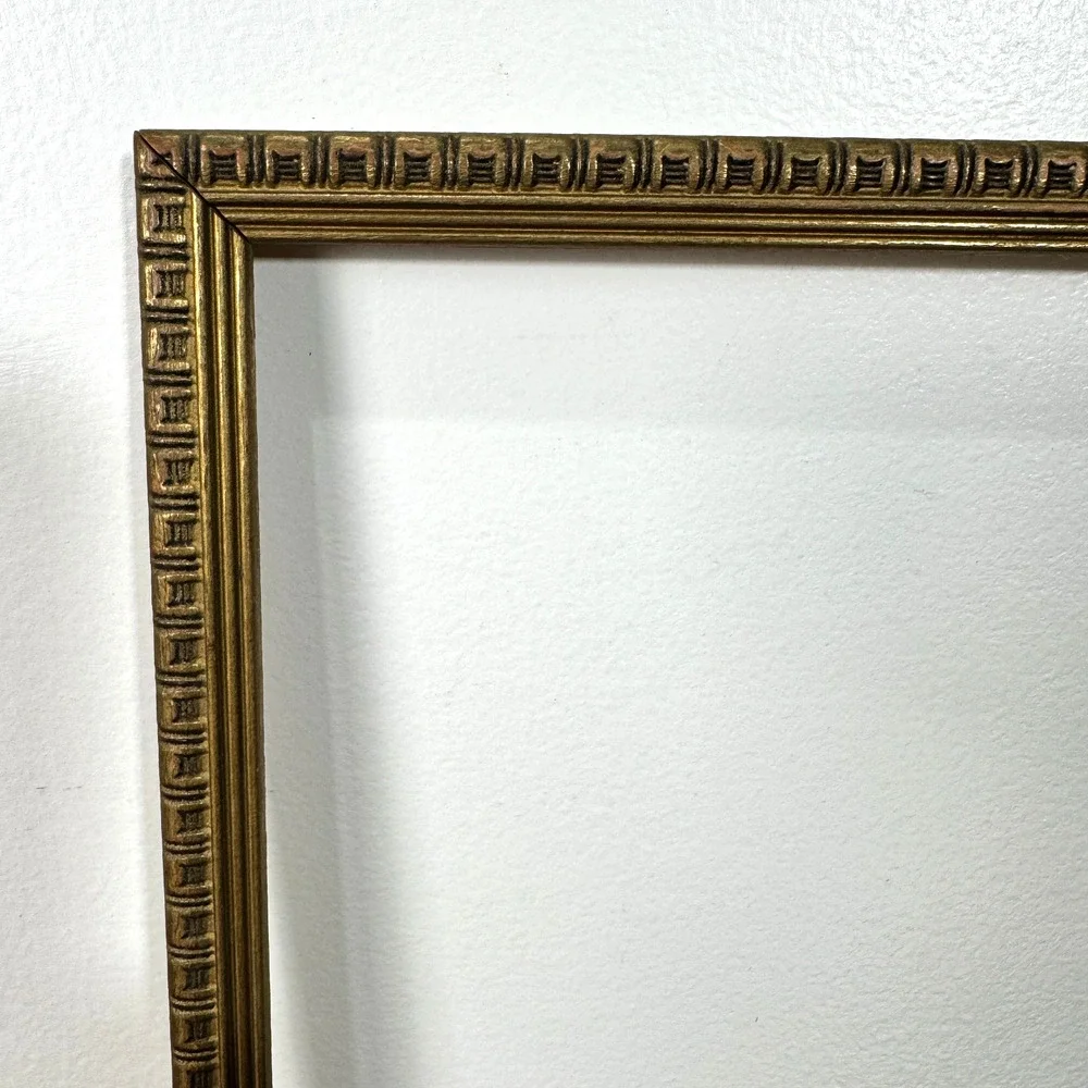 Vintage Gold Wood Picture Frame Greek Key Carved Fits 7x9 Photo Artwork Ornate